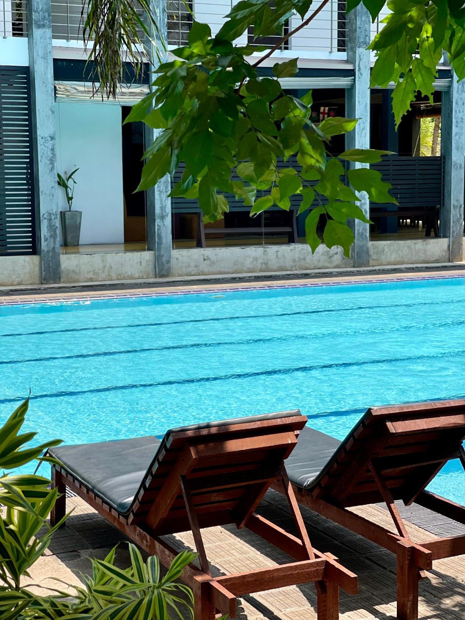 Olanro Hotel Негомбо Экстерьер фото
